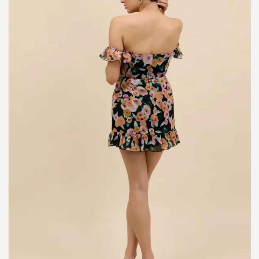 Floral Ruffle Mini Dress - Picture 3 of 5